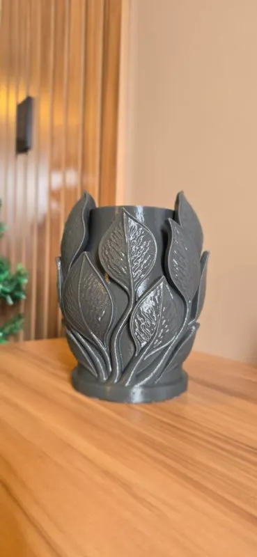 Vaso Decorativo Folhas em Alto Relevo