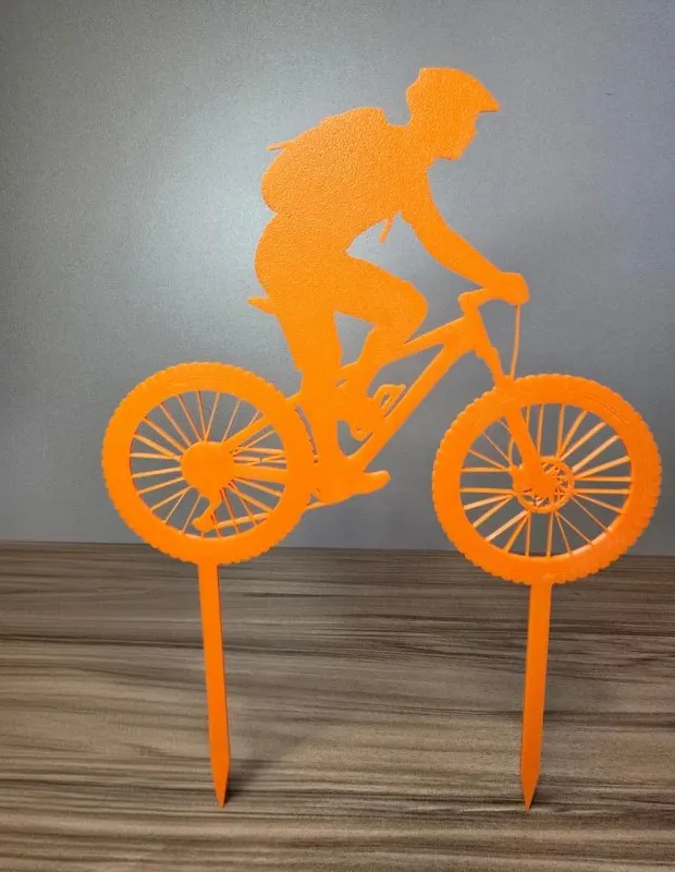 Topo de Bolo Ciclista Mountain Bike Aventura