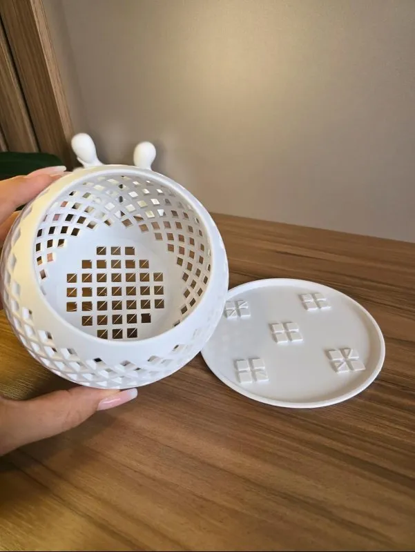 Vaso Decorativo Vazado com Prato – Impressão 3D