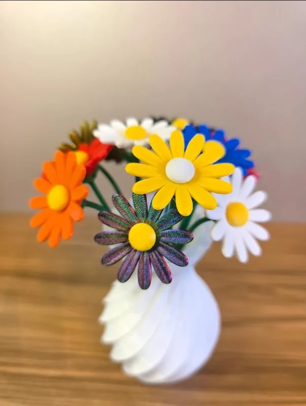 Vaso Decorativo com 6 Flores Margaridas – Impressão 3D | Colorido e Charmoso