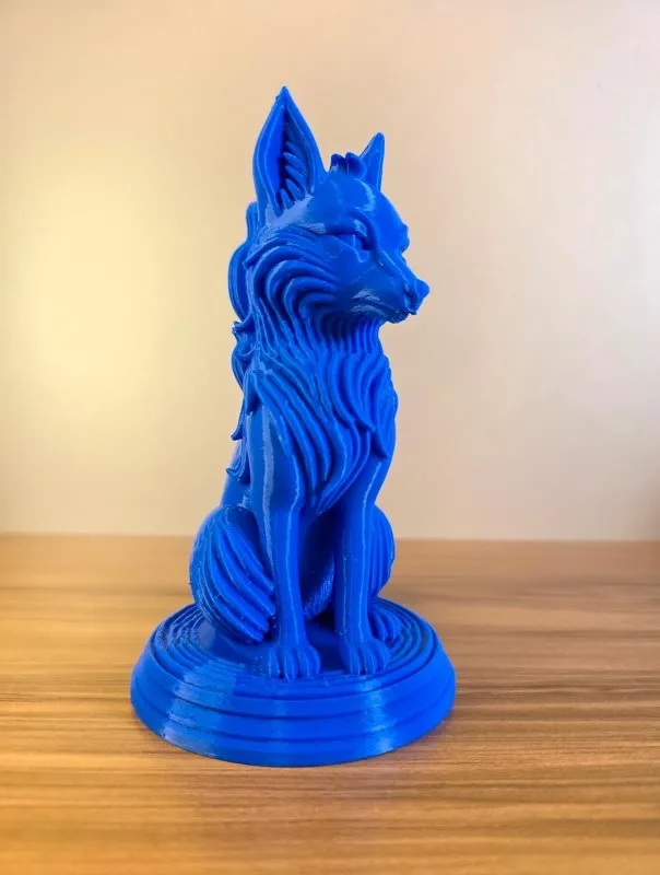 Estatueta Raposa Estilizada Azul 3D Decorativa para Mesa Estante Presente Criativo