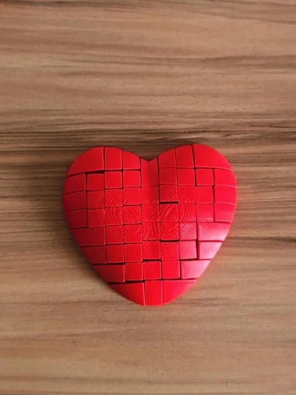 Escultura Decorativa Coração Geométrico 3D Minimalista para Mesa Presente Romântico