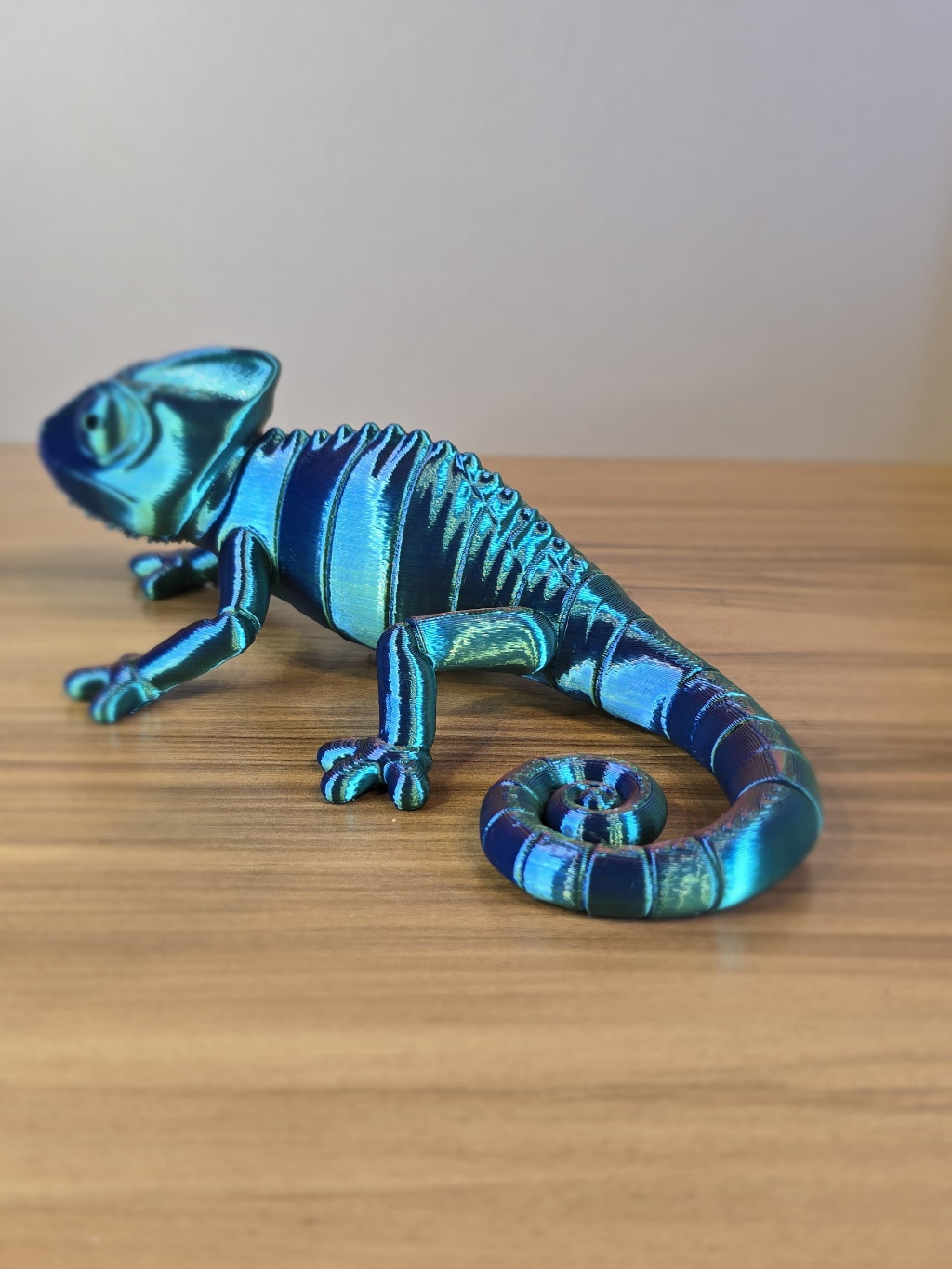 Camaleão 3D Iridescente