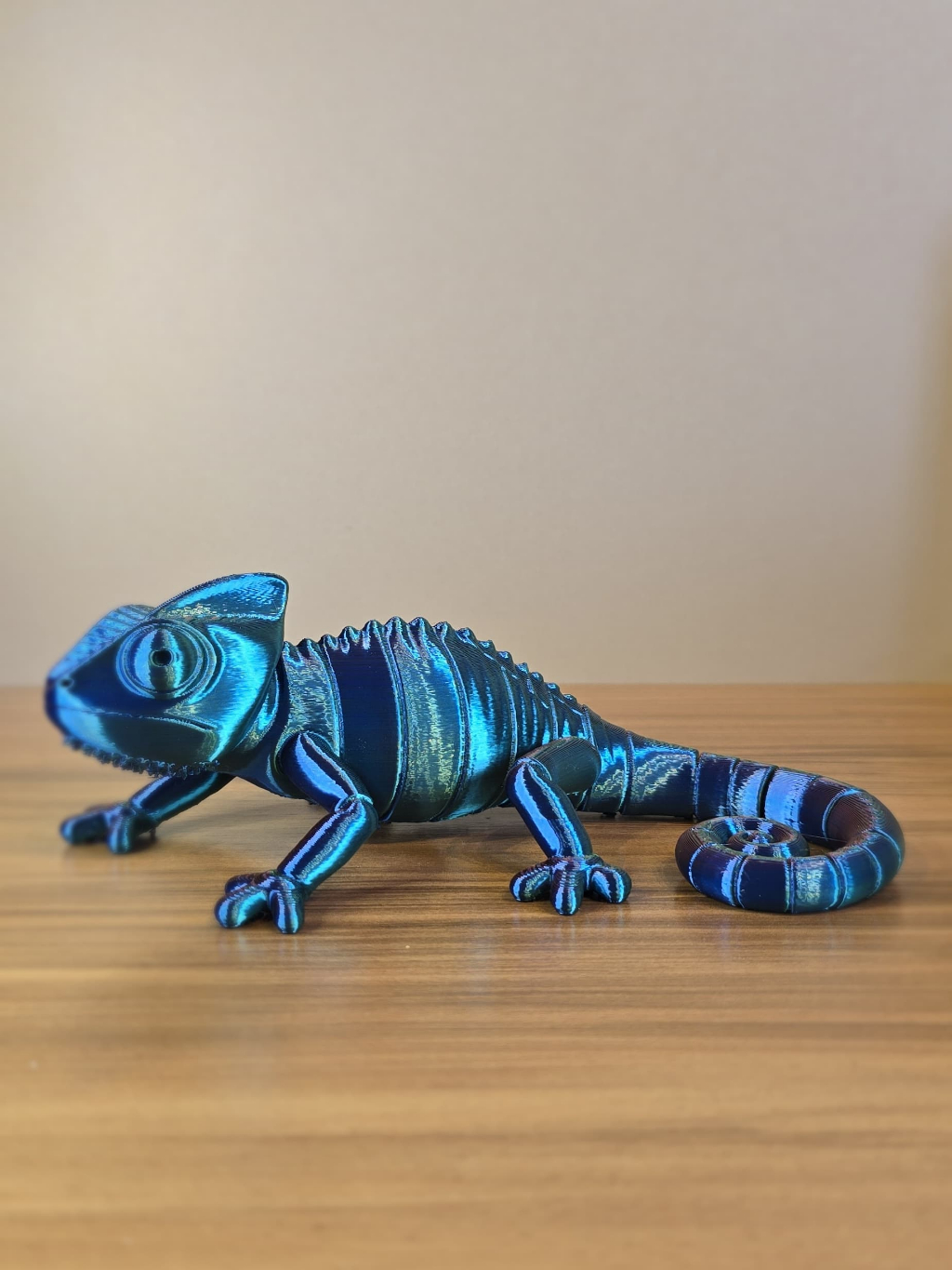 Camaleão 3D Iridescente
