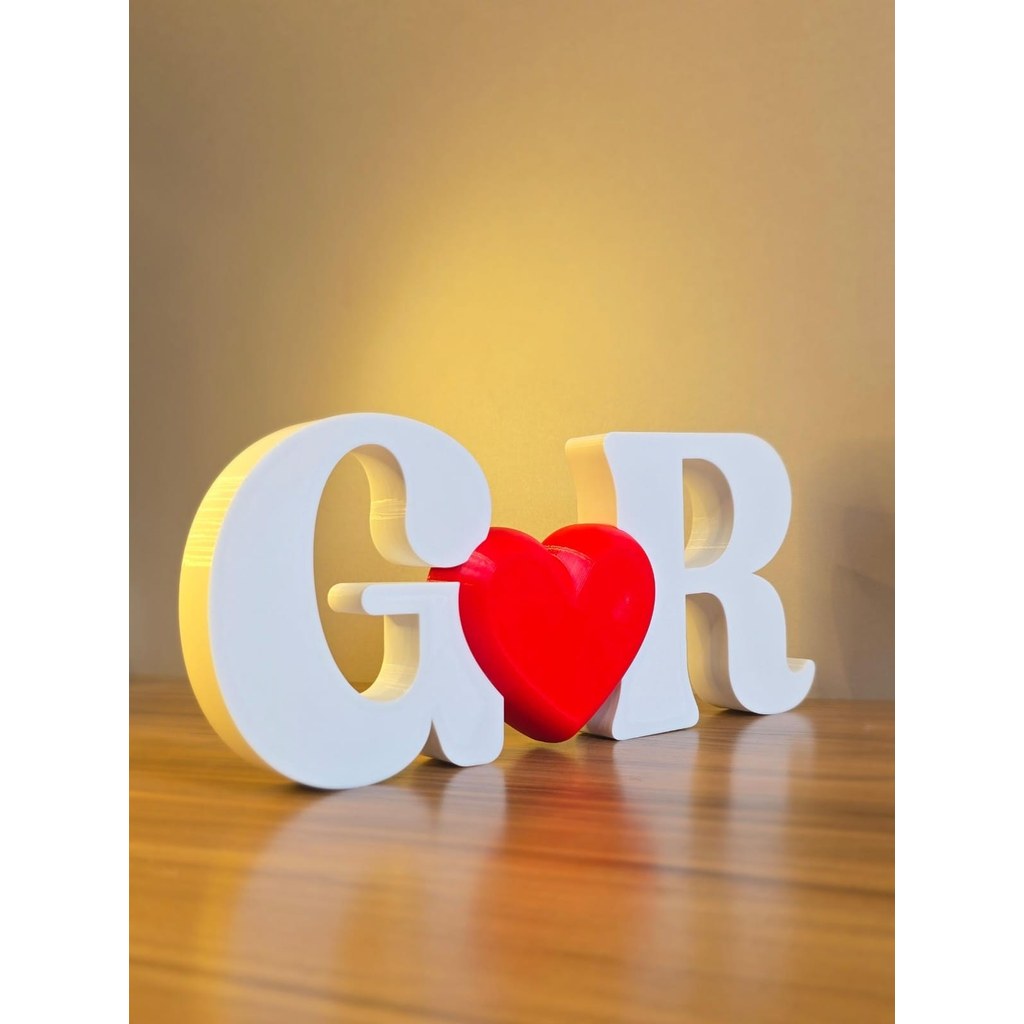 Letras Decorativas Iniciais Personalizadas com Coração 3D Presente Romântico Namorados