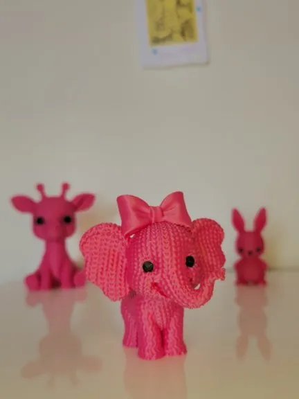 Elefante Decorativo Rosa 3D Estilo Tricô para Mesa Quarto Infantil Presente