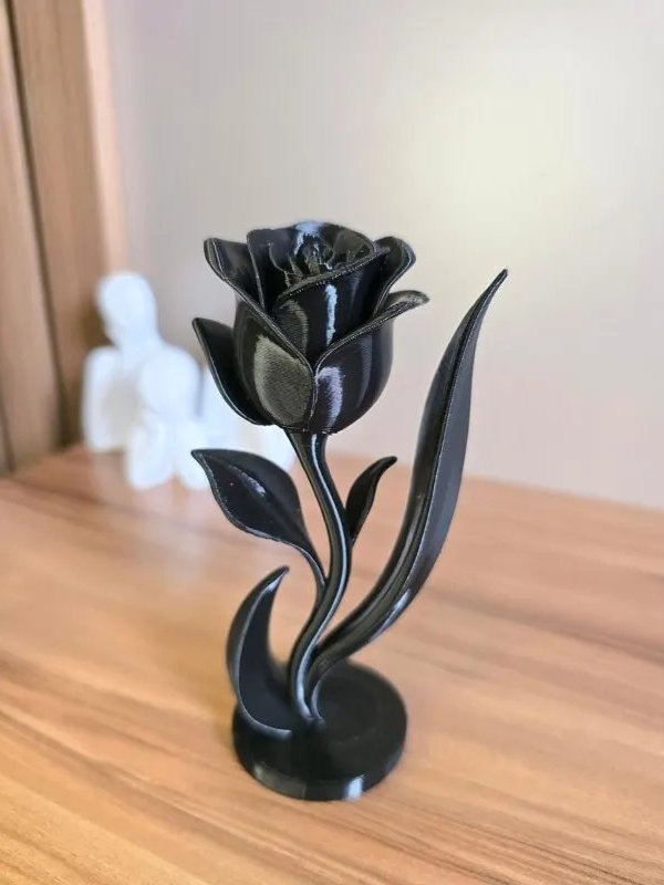 Escultura Rosa - Elegante e Contemporânea