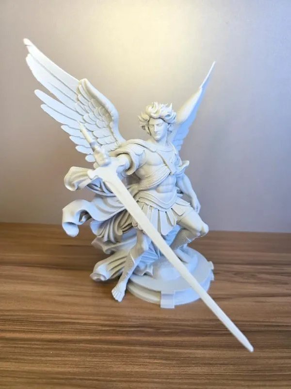 Escultura Arcanjo Miguel Decorativa Religiosa Cristã para Mesa Presente