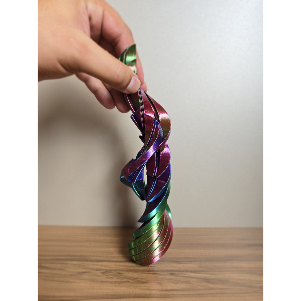 Ovo Articulado 3D Flexível Antiestresse — Brinquedo Sensorial Relaxante Decorativo (Várias Cores)