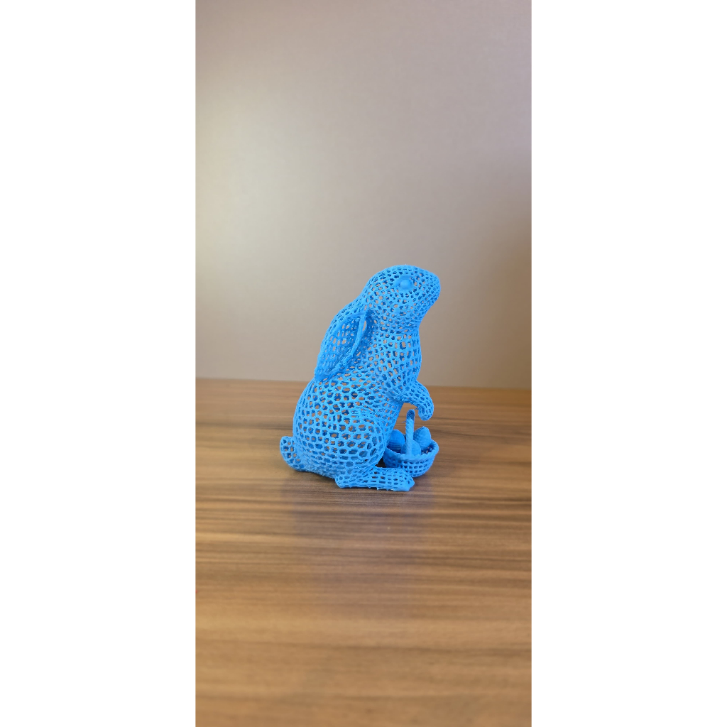 Coelho Decorativo Vazado com Cesta | Escultura Coelho Páscoa em Impressão 3D | Decoração Mesa Sala Estante