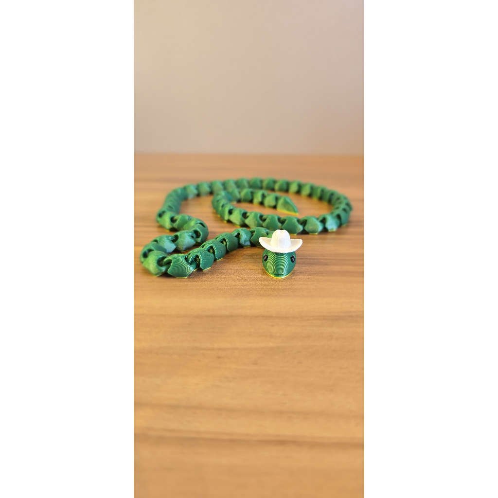 Cobra Articulada 3D com Chapéu Fidget Sensorial Flexível Decorativa