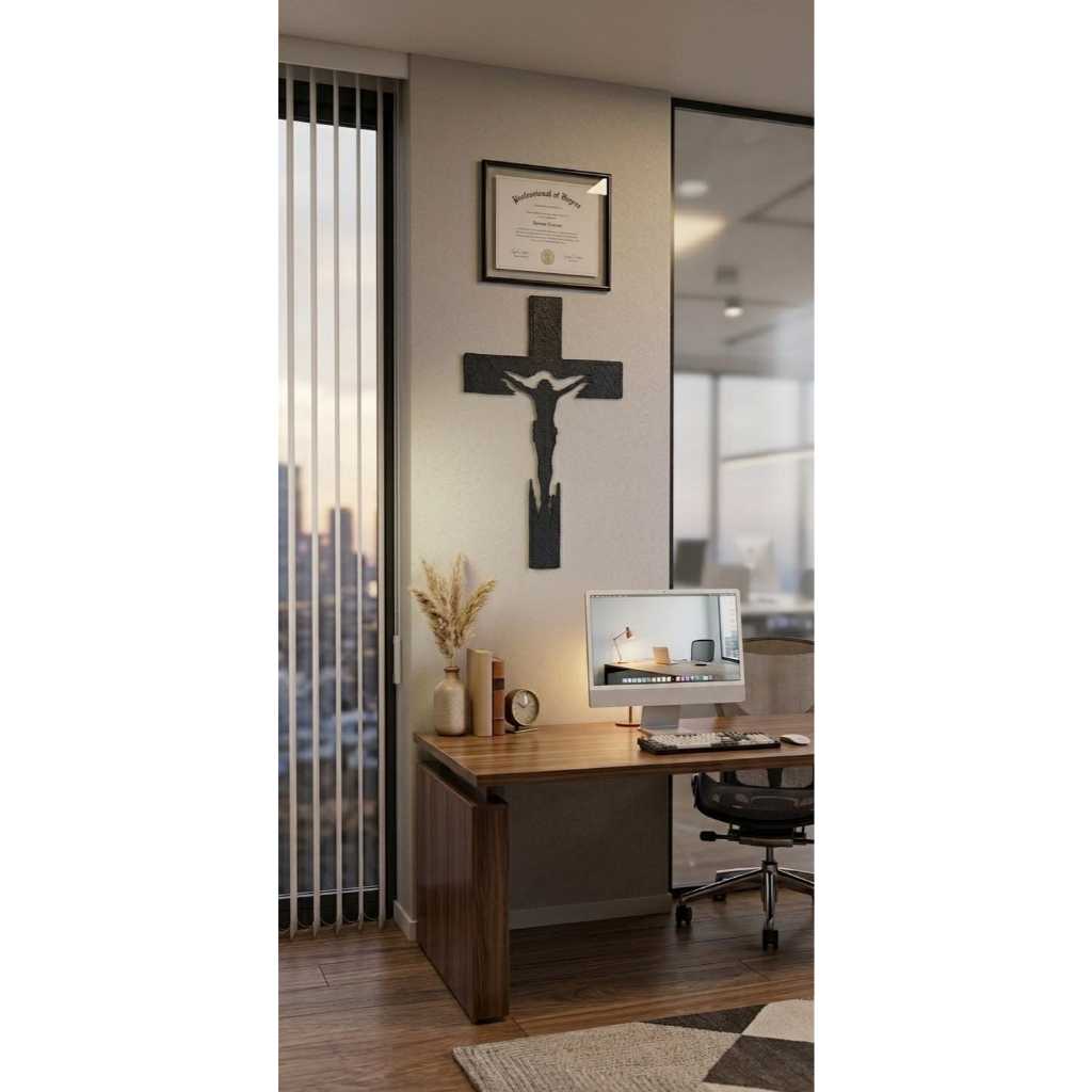 Cruz de Parede com Cristo Decorativa Religiosa Cristã em Impressão 3D
