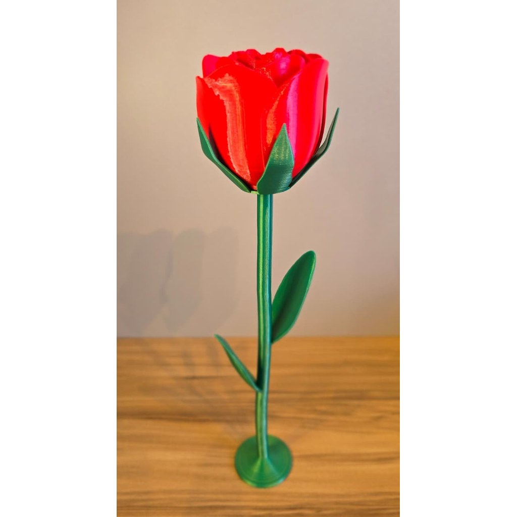 Rosa Vermelha Decorativa Impressão 3D Design Moderno Flor Artificial para Mesa e Ambiente