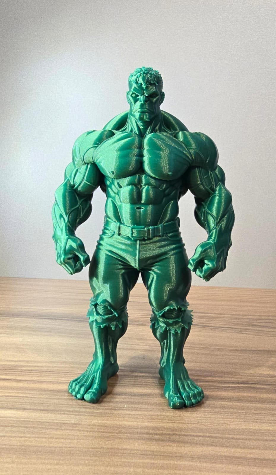 Boneco Gigante Verde Decorativo em Impressão 3D Figura Musculosa Colecionável Presente Criativo