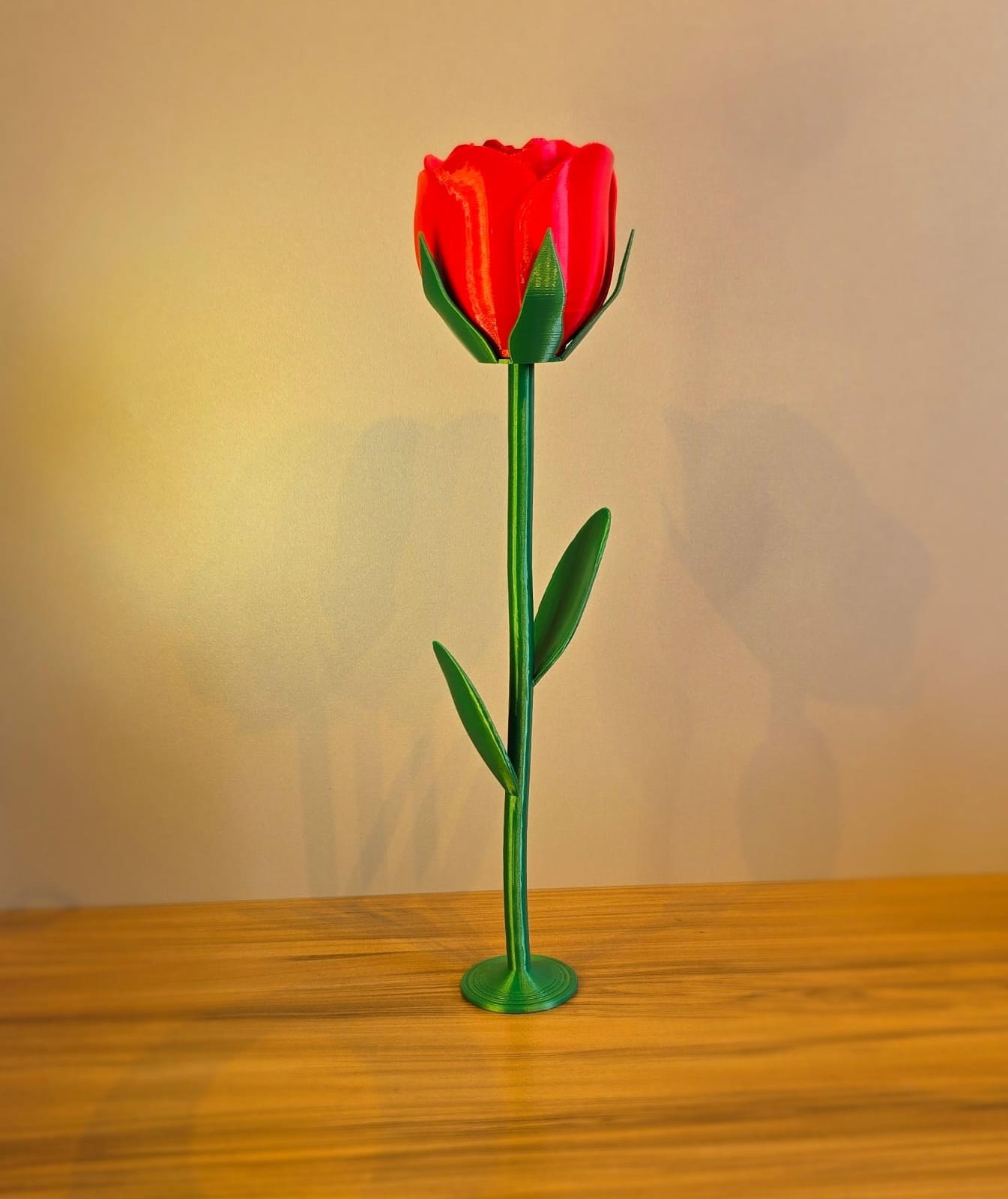 Rosa Vermelha Decorativa Impressão 3D Design Moderno Flor Artificial para Mesa e Ambiente