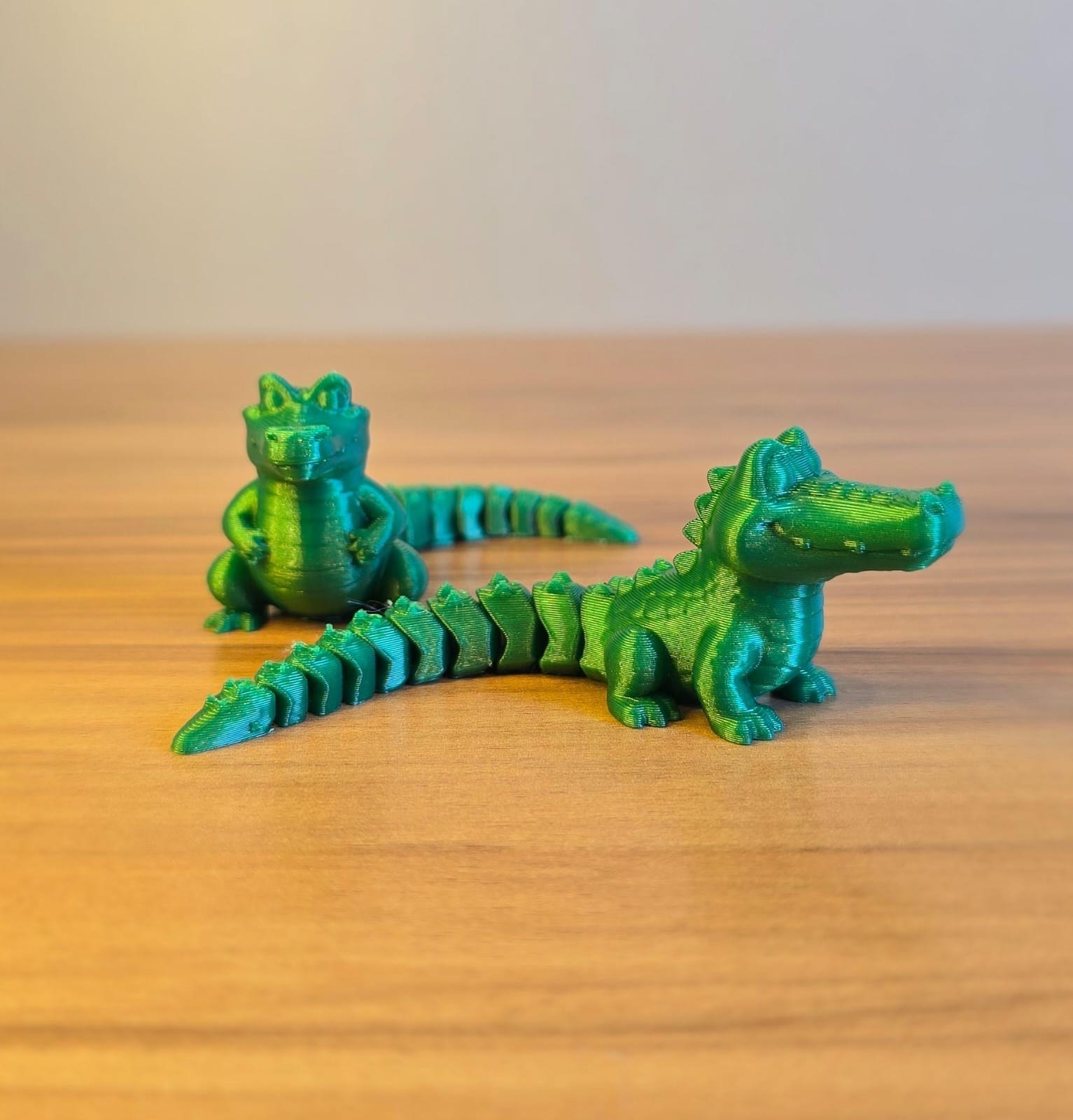 Estatueta Jacaré Flexível Articulado Impressão 3D Decoração Quarto Infantil Mesa