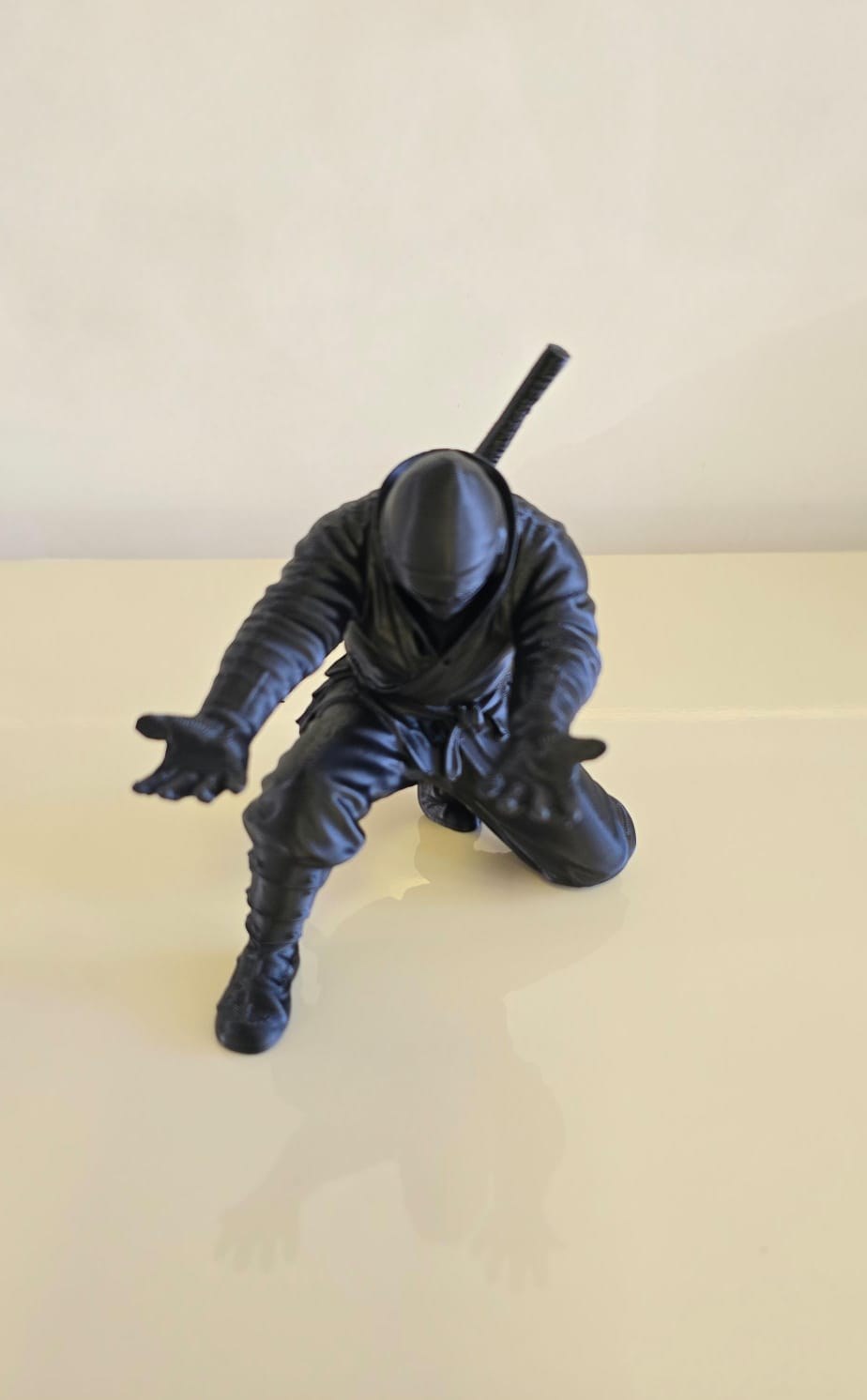 Suporte de Caneta Ninja Samurai Estatueta Decorativa Mesa Escritório Design Exclusivo