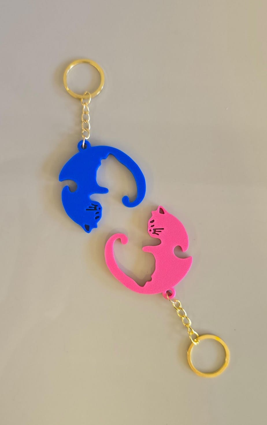 Chaveiro Duplo Gatos Yin Yang em Impressão 3D Design Criativo para Casais e Amigos
