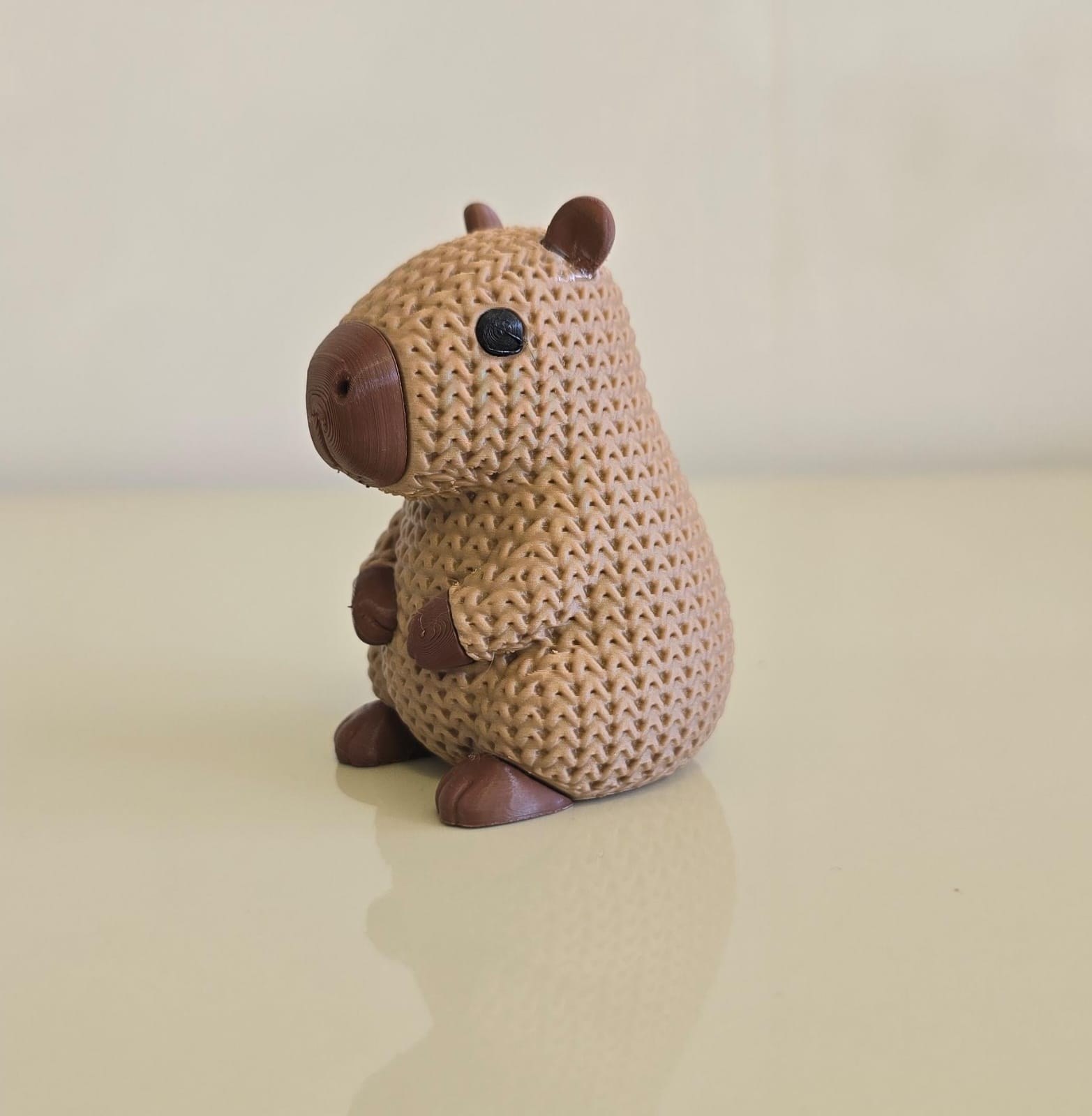 Capivara Decorativa com Textura Crochê Estatueta 3D Artesanal Charmosa para Sala