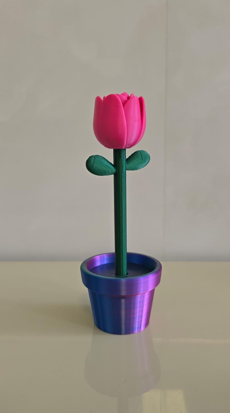 Caneta Flor Tulipa com Porta-Caneta Decorativo Design Criativo em Impressão 3D Elegante