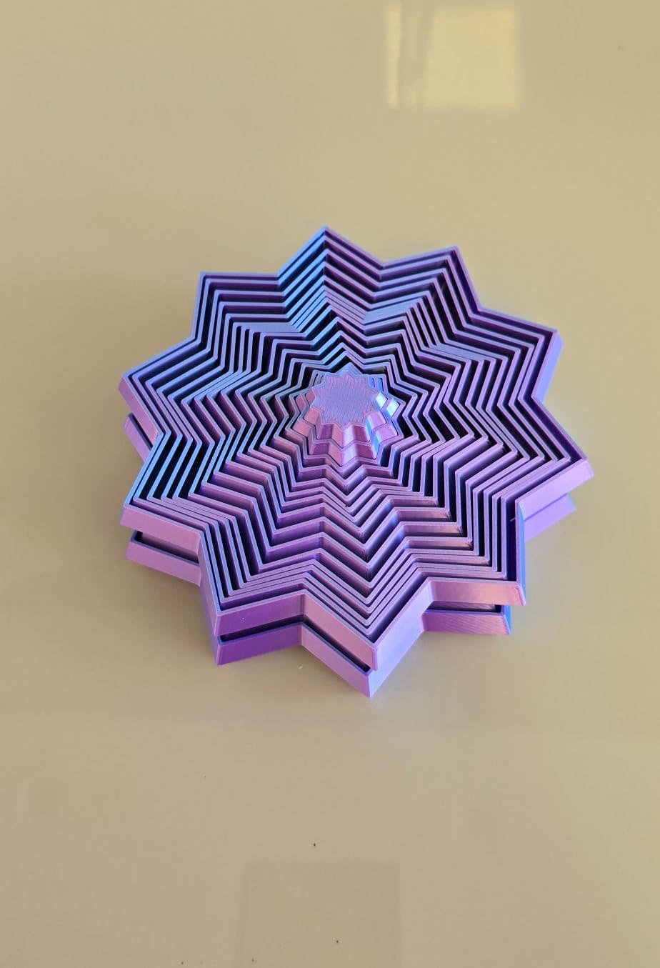 Brinquedo Sensorial 3D Transformável Estrela e Ampulheta com Movimento Relaxante